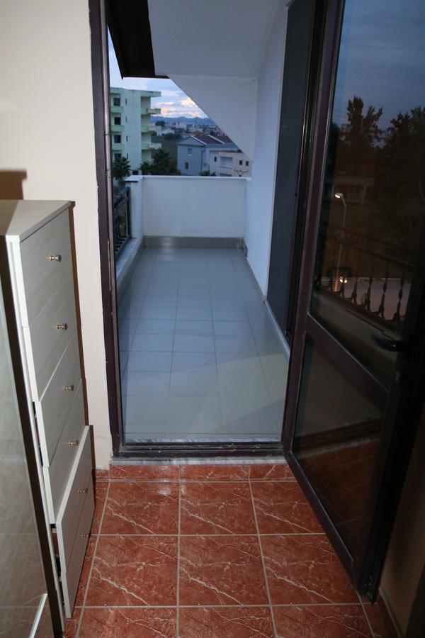 Hotel President Golem (Tirana) Exterior foto