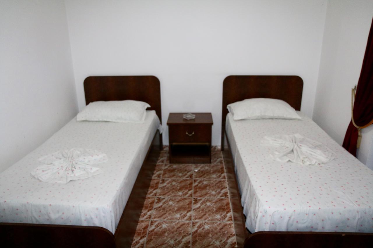 Hotel President Golem (Tirana) Exterior foto