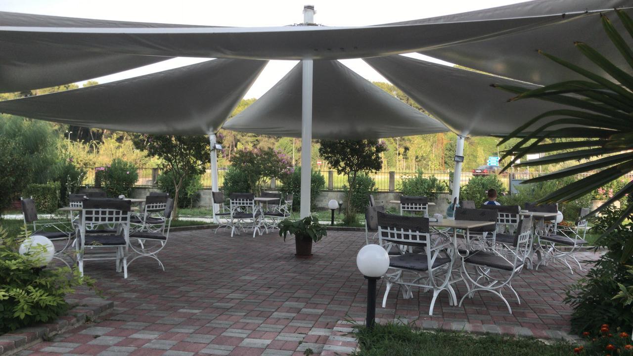 Hotel President Golem (Tirana) Exterior foto
